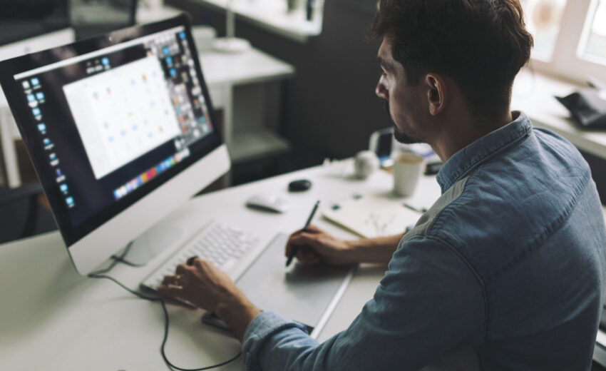 Build a career in graphic design with expert mentorship and assured placement at DreamZone today